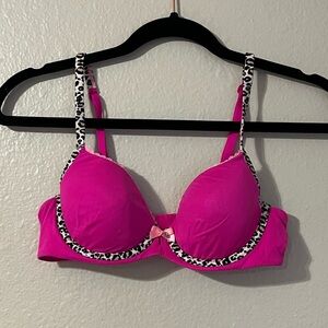 Victoria’s Secret Body by Victoria Lined Demi Bra 34B